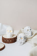 Load image into Gallery viewer, Skull Lantern