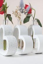 Load image into Gallery viewer, Heart-Shaped Jesmonite Vase