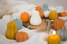 Load image into Gallery viewer, Alternative Natural Pumpkin Candle
