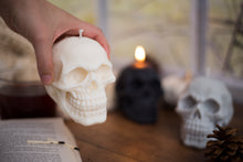 Load image into Gallery viewer, Skull Candle
