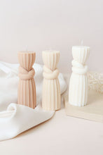 Load image into Gallery viewer, Ribbed & Knot Pilar Candles