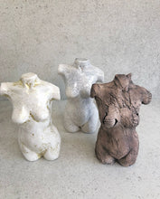 Load image into Gallery viewer, Female Figurative Sculpture (Medium)
