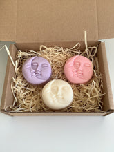 Load image into Gallery viewer, Moon & Sun Candle/ Earth Candle/ Modern Candle/ Candle Giftset / pastel denmark