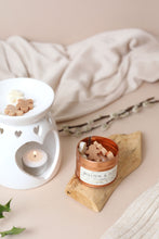 Load image into Gallery viewer, Gingerbread Small Festive Wax Melt Tins
