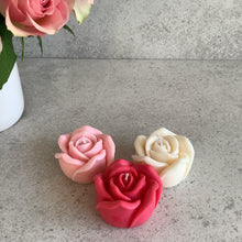 Load image into Gallery viewer, Rose Candlle
